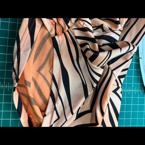 Orange tiger stripe swim short - Picture 8 of 10